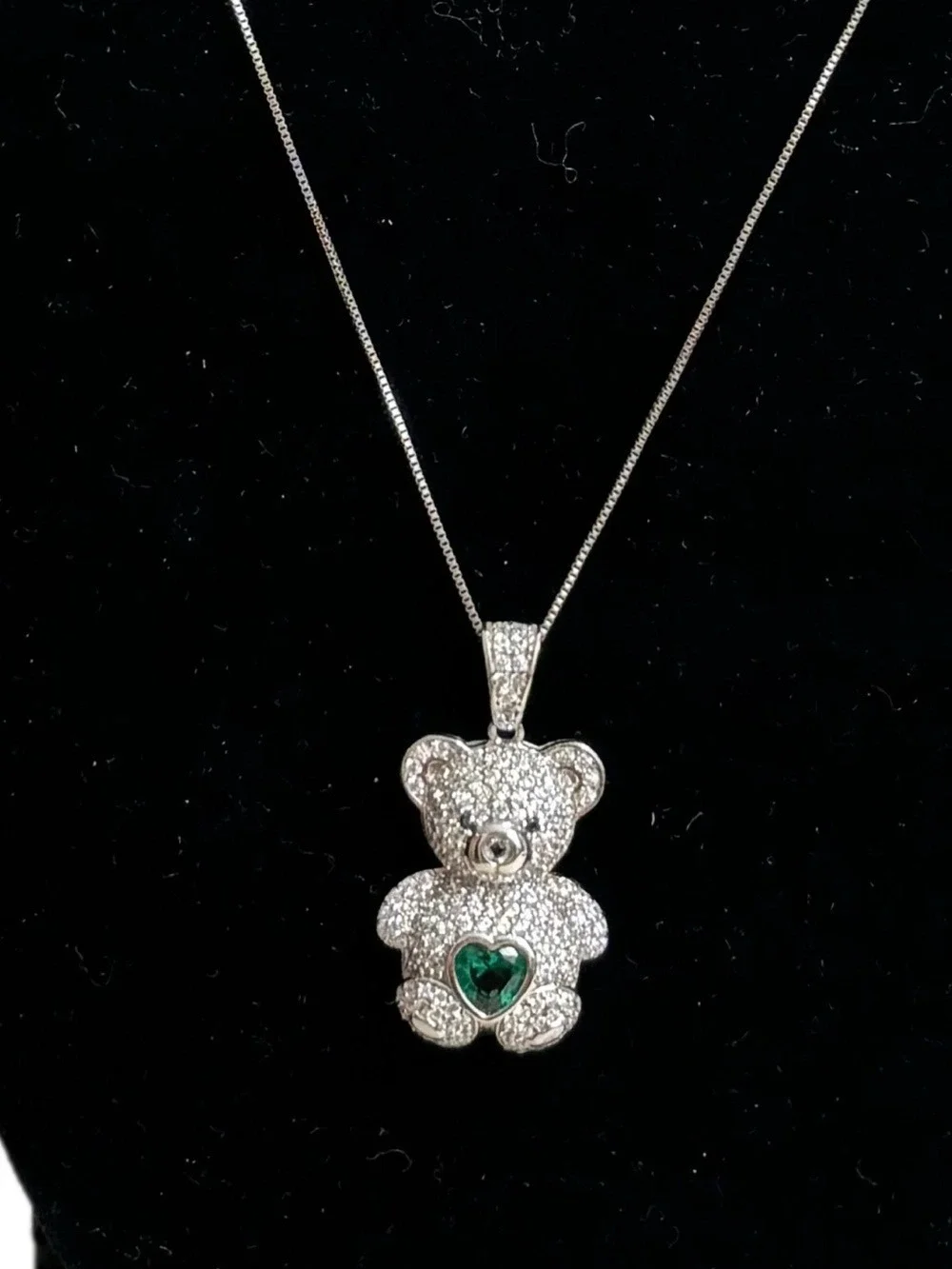 Moissanite and Emerald heart stone Beat Pendant Necklace